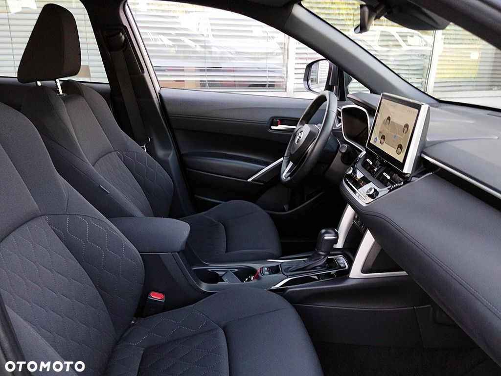 Toyota Corolla Cross 2.0 Hybrid Style AWD - 6