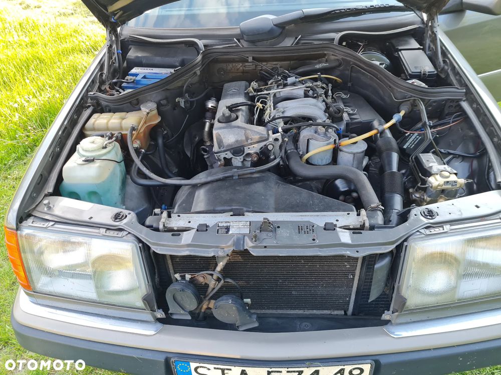 Mercedes-Benz W124 (1984-1993) - 27
