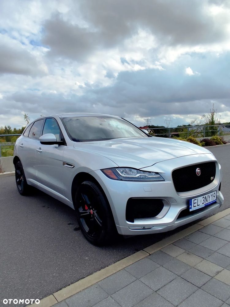Jaguar F-Pace - 10