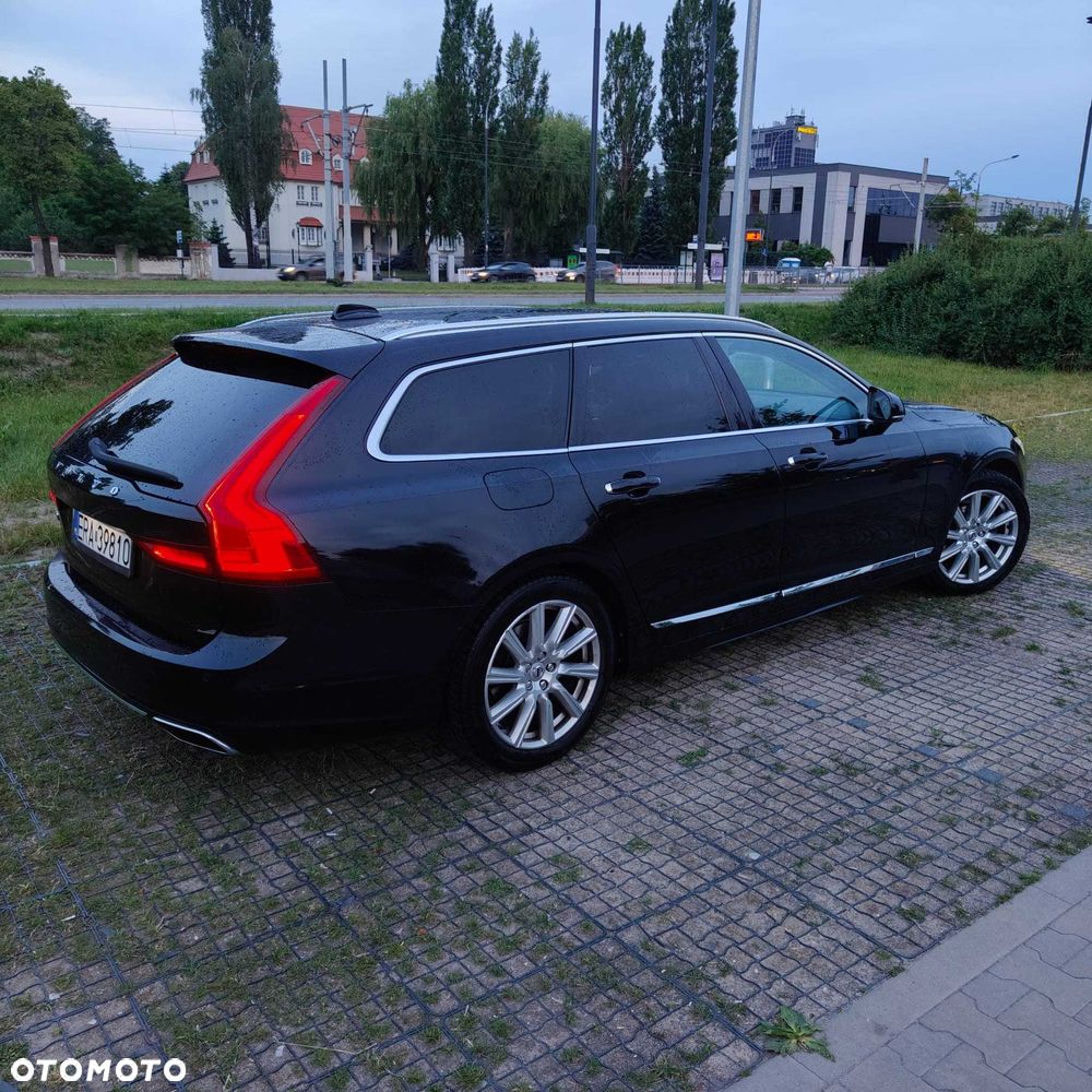 Volvo V90 - 2