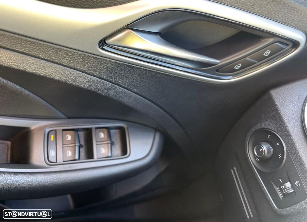 MG ZS EV 44.5 kWh Luxury - 17