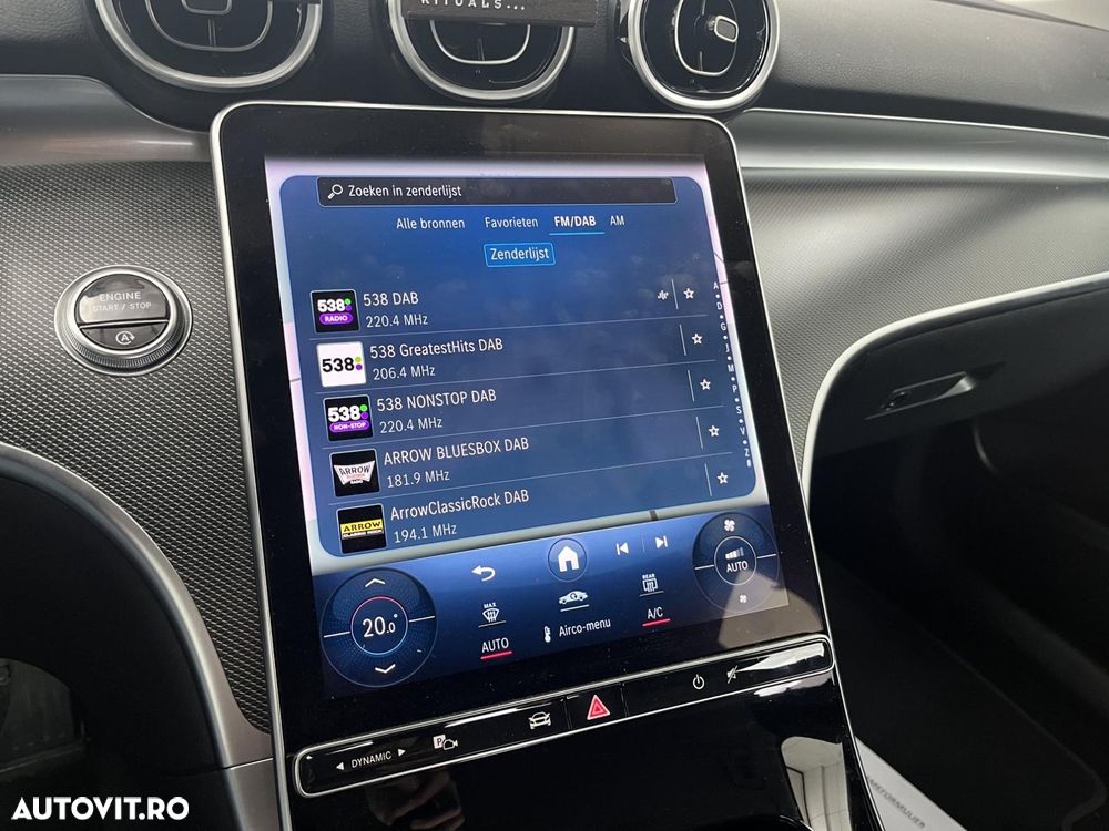 Mercedes-Benz C - 12