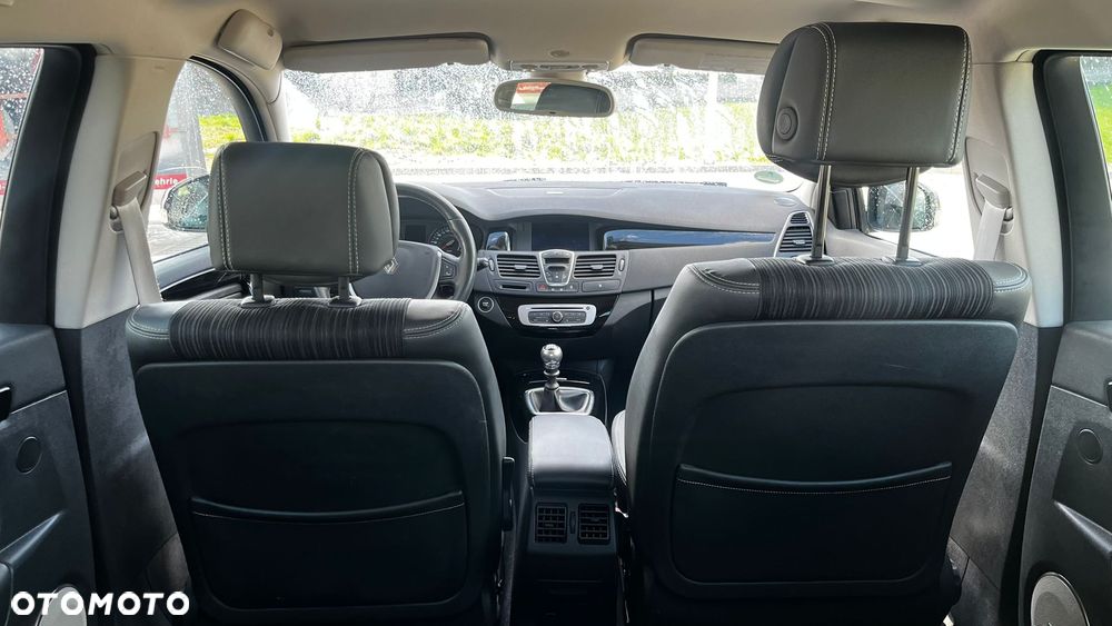 Renault Laguna dCi 150 FAP Start-Stop Bose Edition - 13