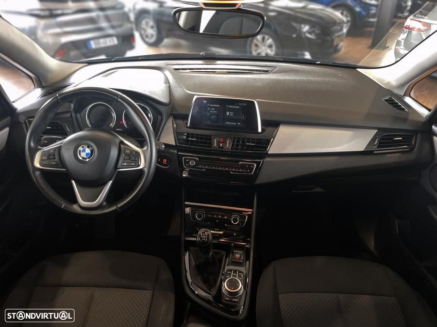 BMW 216 Active Tourer d Corporate Edition Business Edition - 28