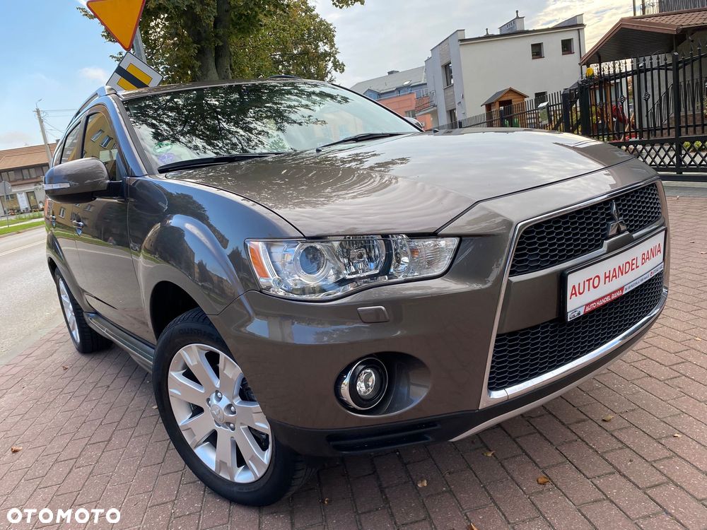 Mitsubishi Outlander 2.0 Intense + 2WD EU5 CVT - 27