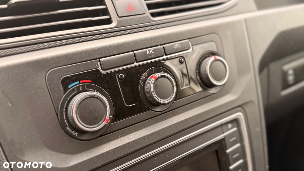 Volkswagen Caddy - 14