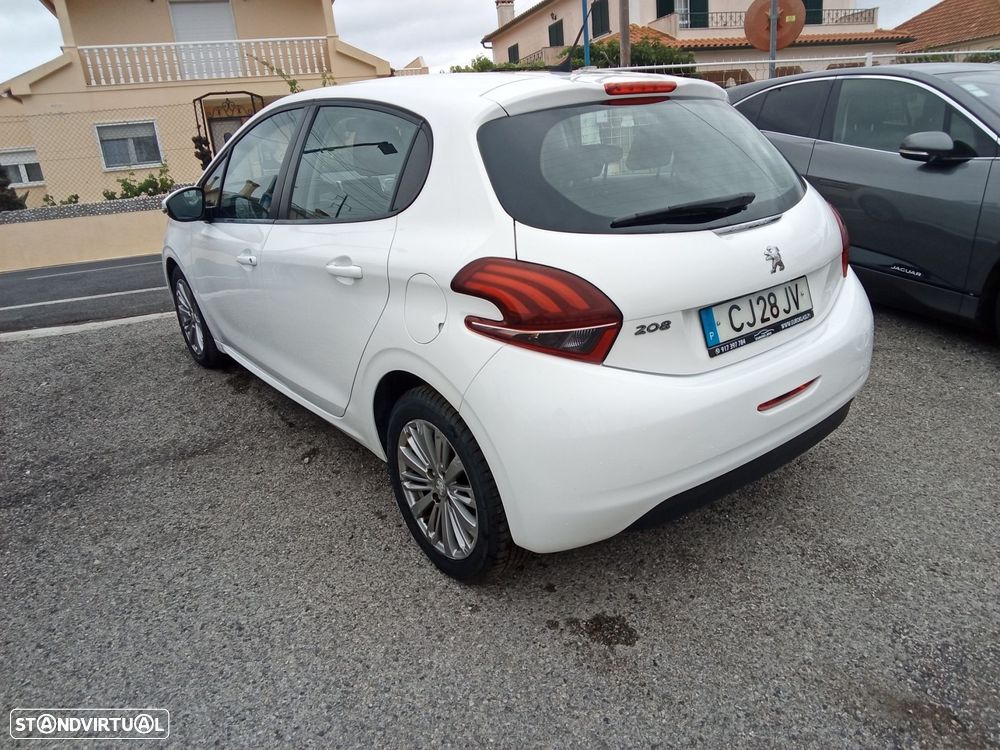 Peugeot 208 1.5 BlueHDi Active — fotografia 8