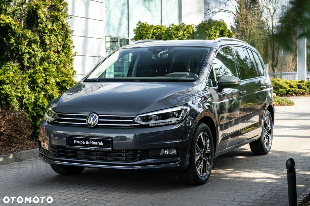 Volkswagen Touran - 8