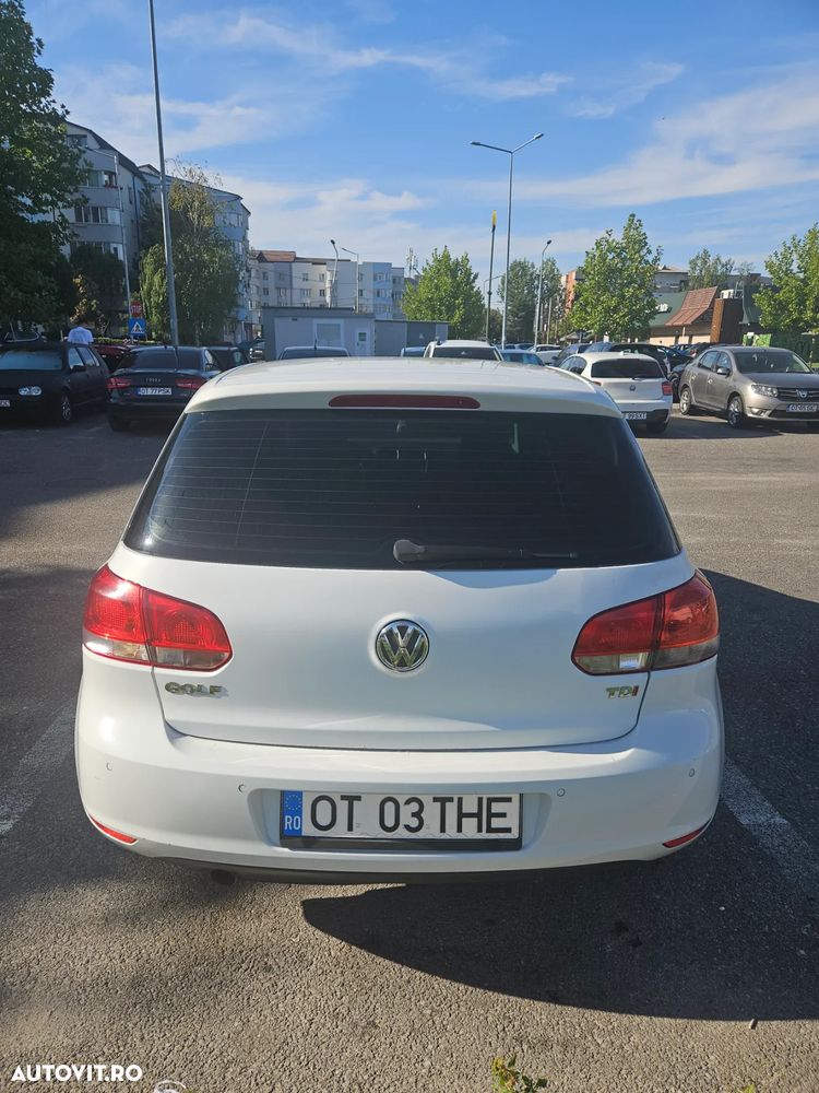 Volkswagen Golf 1.6 TDI DPF Comfortline - 2