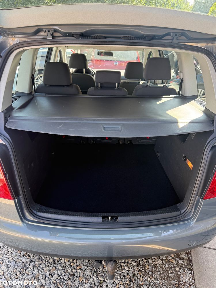 Volkswagen Touran 1.4 TSI Comfortline - 8