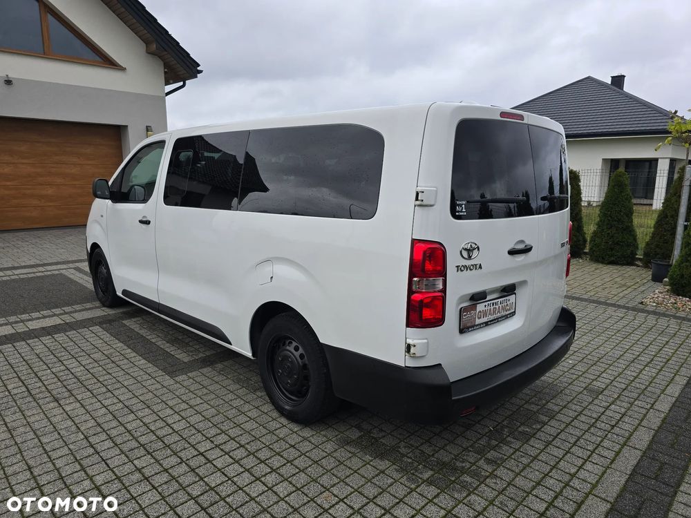 Toyota ProAce Kombi 2.0 D-4D Long 2,8t - 4