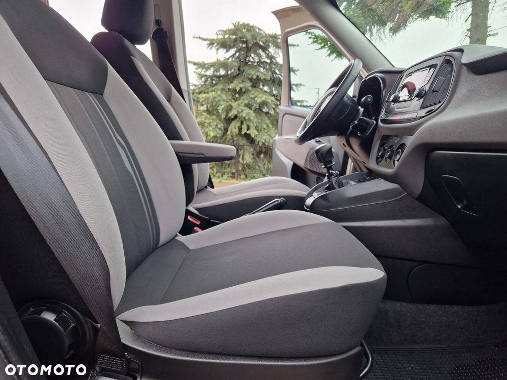 Fiat Doblo Kombi T-Jet Dynamic - 27