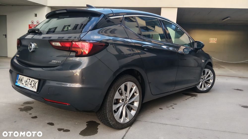 Opel Astra 1.4 T Elite - 11