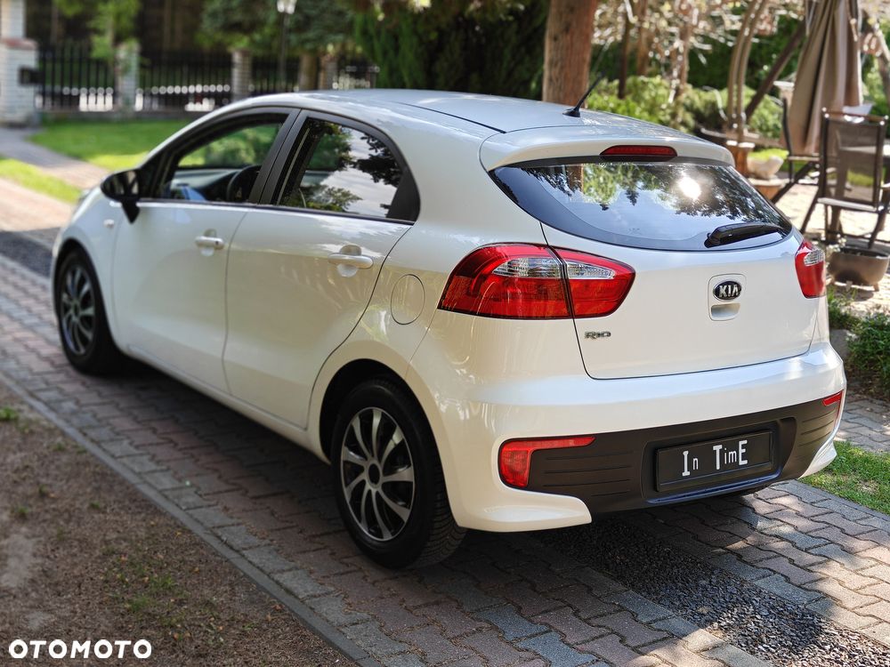Kia Rio - 2