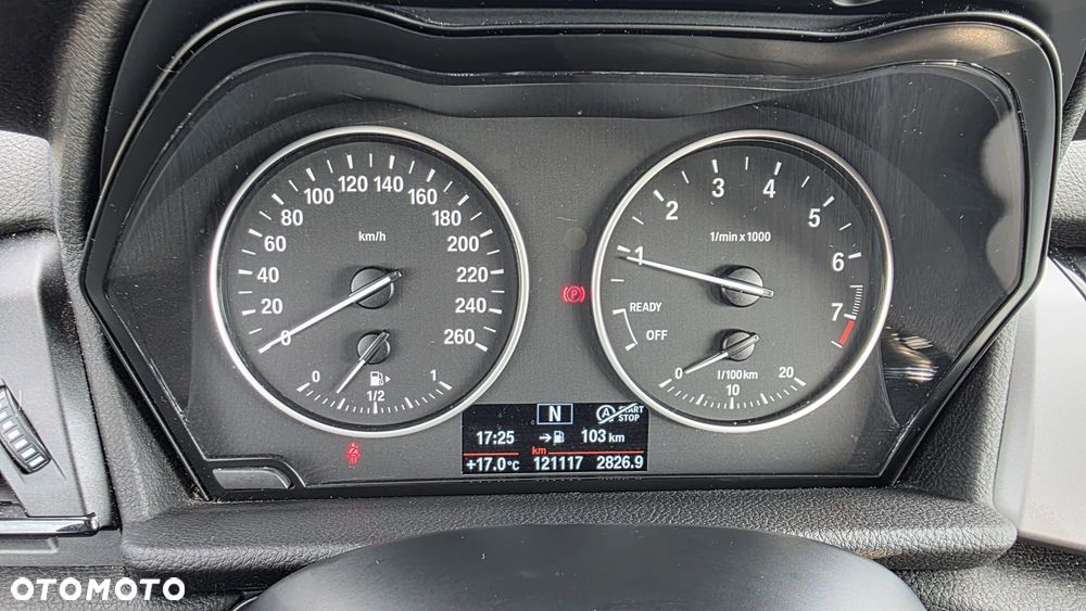 BMW Seria 2 218i - 10