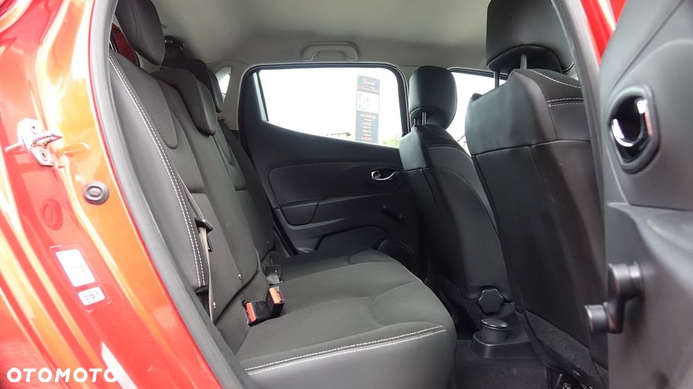 Renault Clio - 25