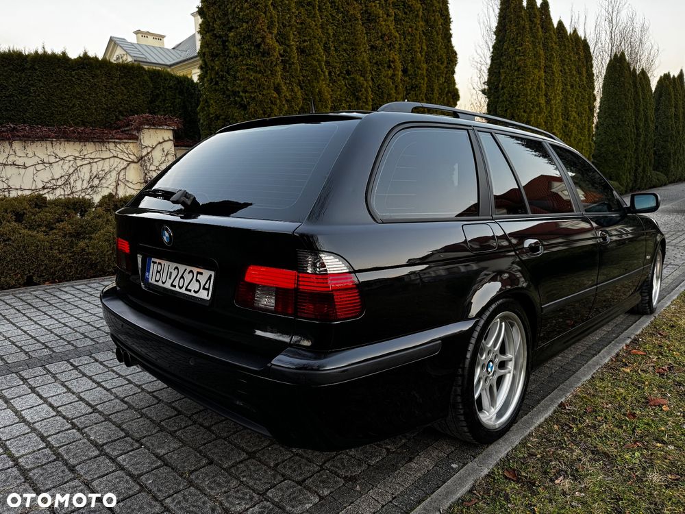 BMW Seria 5 530d Touring Edition Sport - 10