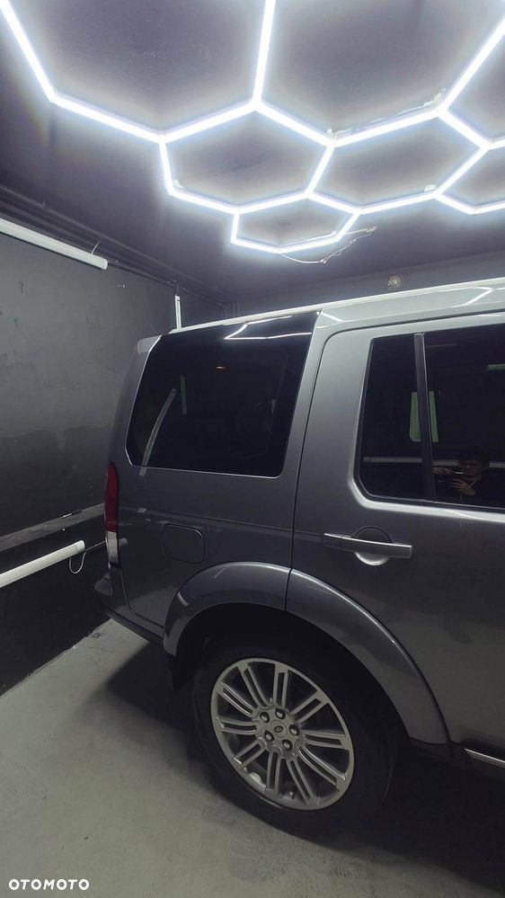 Land Rover Discovery 3.0 SD V6 HSE - 8