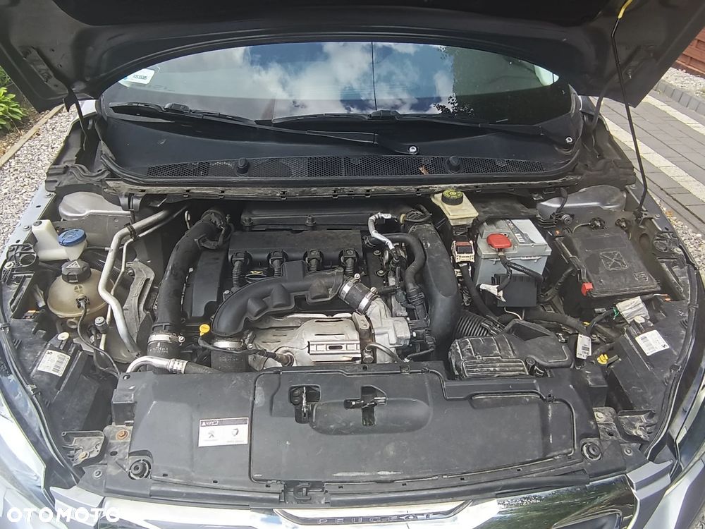Peugeot 308 1.6 THP Access - 15