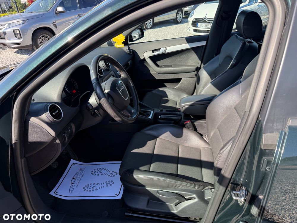 Audi A3 Sportback 2.0 TDI DPF S line Sportpaket - 8