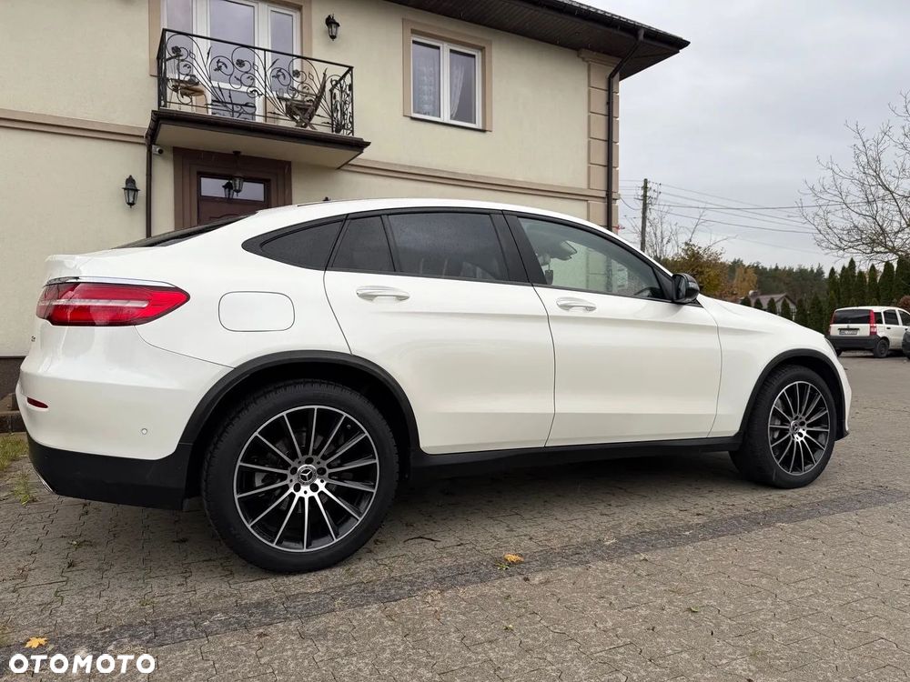 Mercedes-Benz GLC Coupe 300 4-Matic - 1