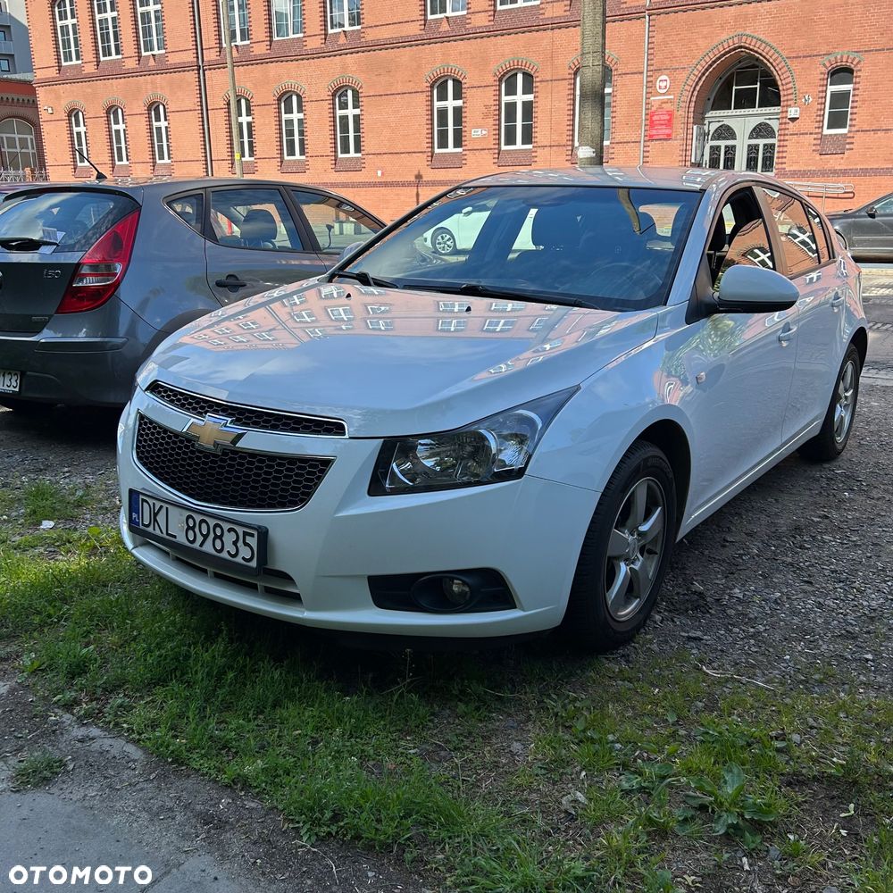 Chevrolet Cruze 1.6 LT+ - 1