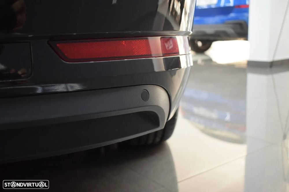 Skoda Superb Break 2.0 TDI Style DSG - 4