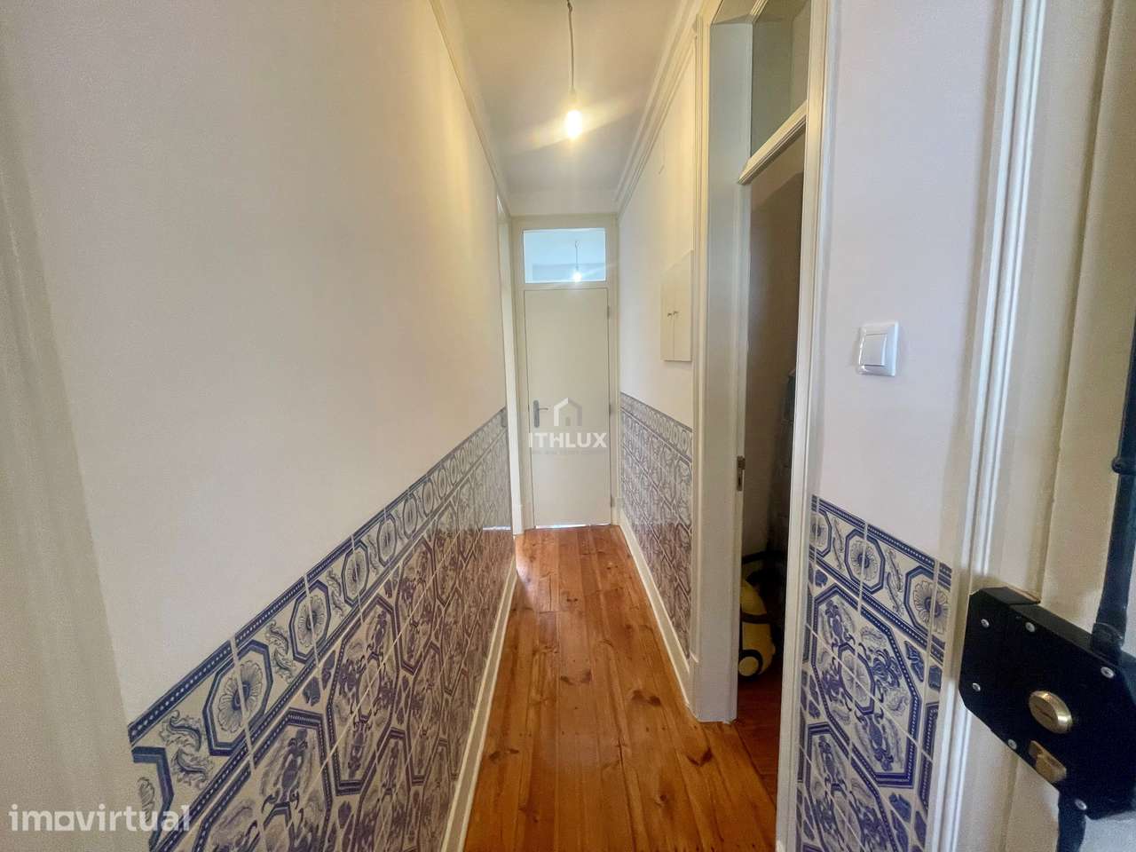 Apartamento T2 - Rua dos Baldaques, Lisboa - Grande imagem: 2/23