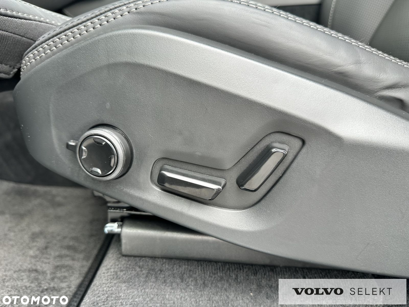 Volvo XC 90 - 26