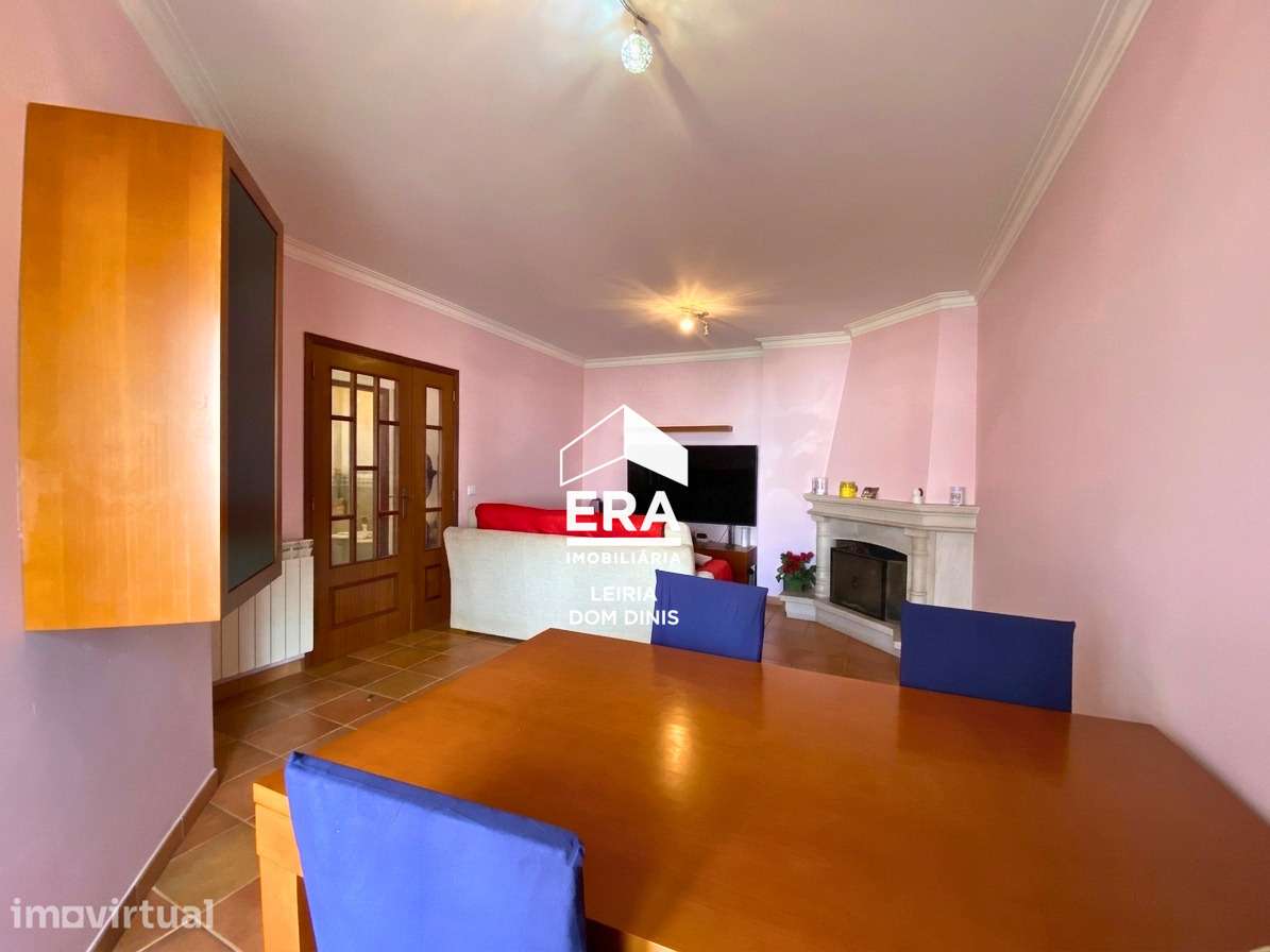 Apartamento T2 com varanda, terraço e garagem em Leiria - Grande imagem: 4/22