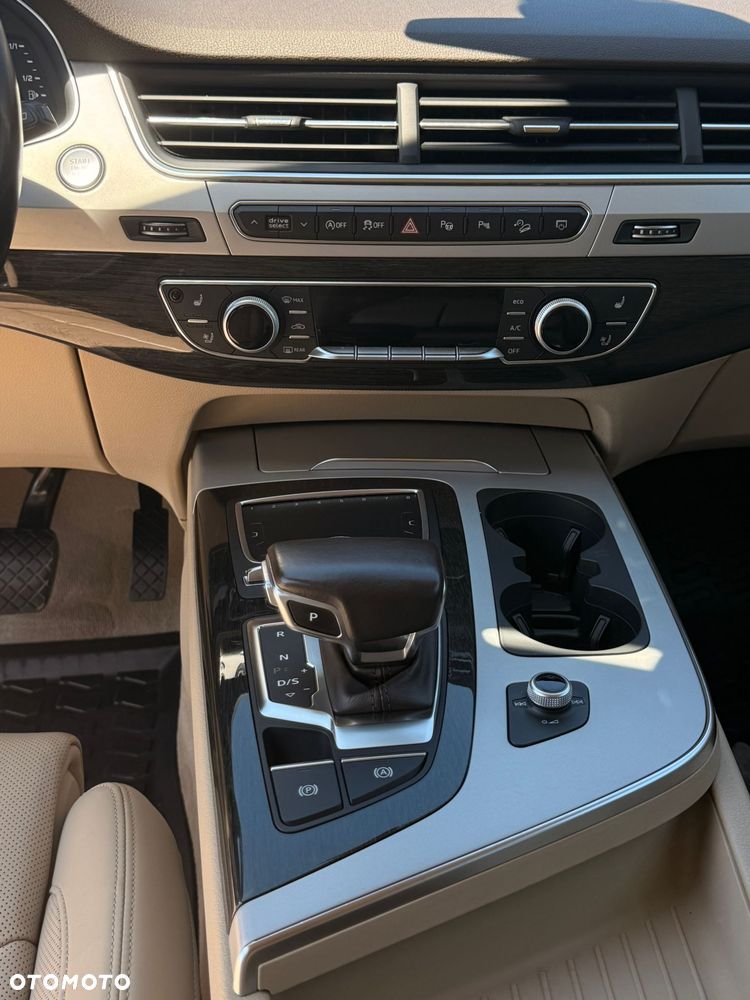 Audi Q7 3.0 TDI Quattro Tiptronic - 9