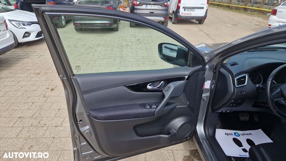 Nissan Qashqai - 11