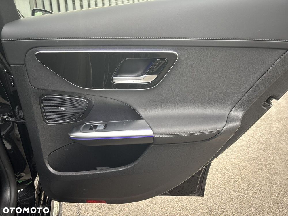 Mercedes-Benz Klasa C - 22