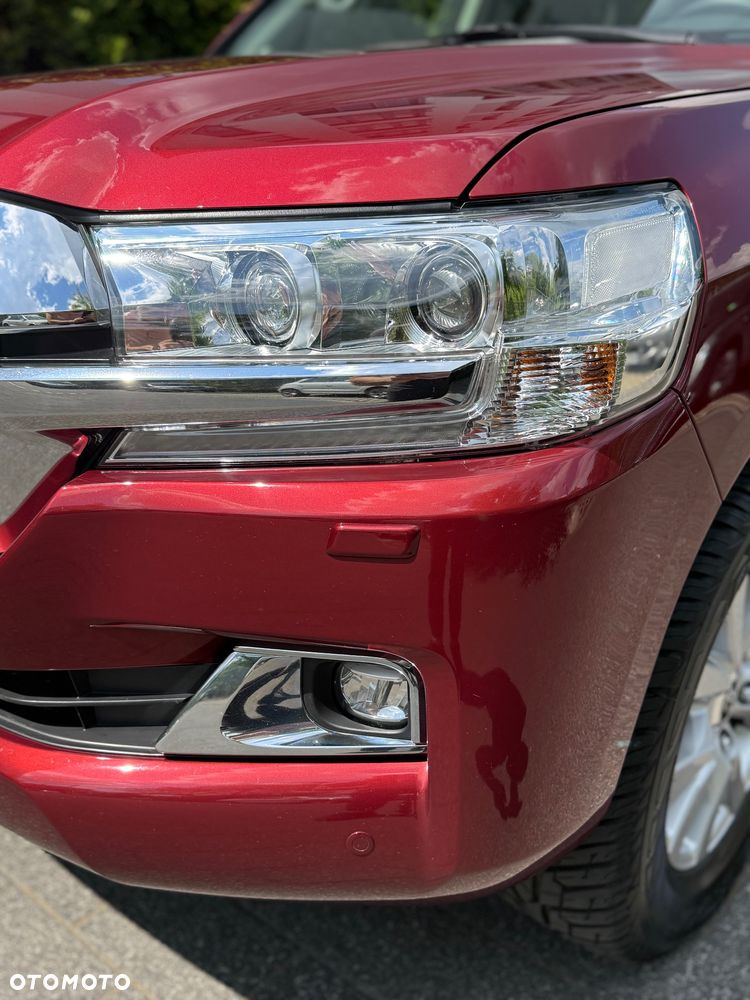 Toyota Land Cruiser LC 4.6 Limited 7os - 27