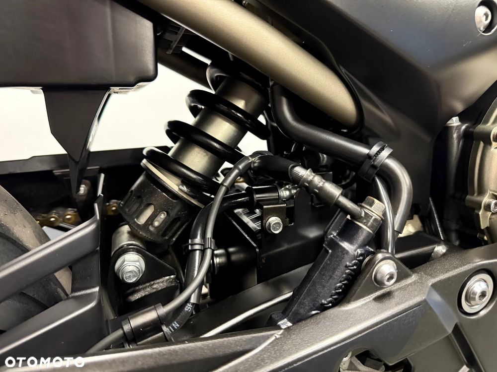 Yamaha XJ - 13
