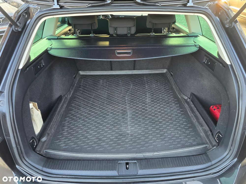 Volkswagen Passat Variant - 20