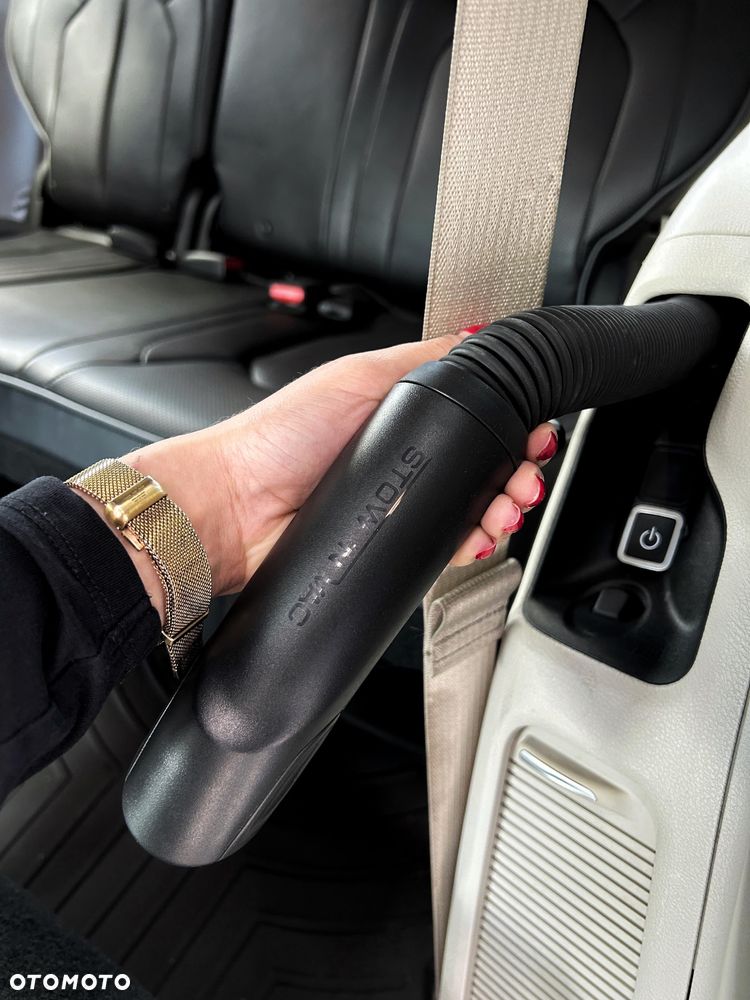 Chrysler Pacifica - 5