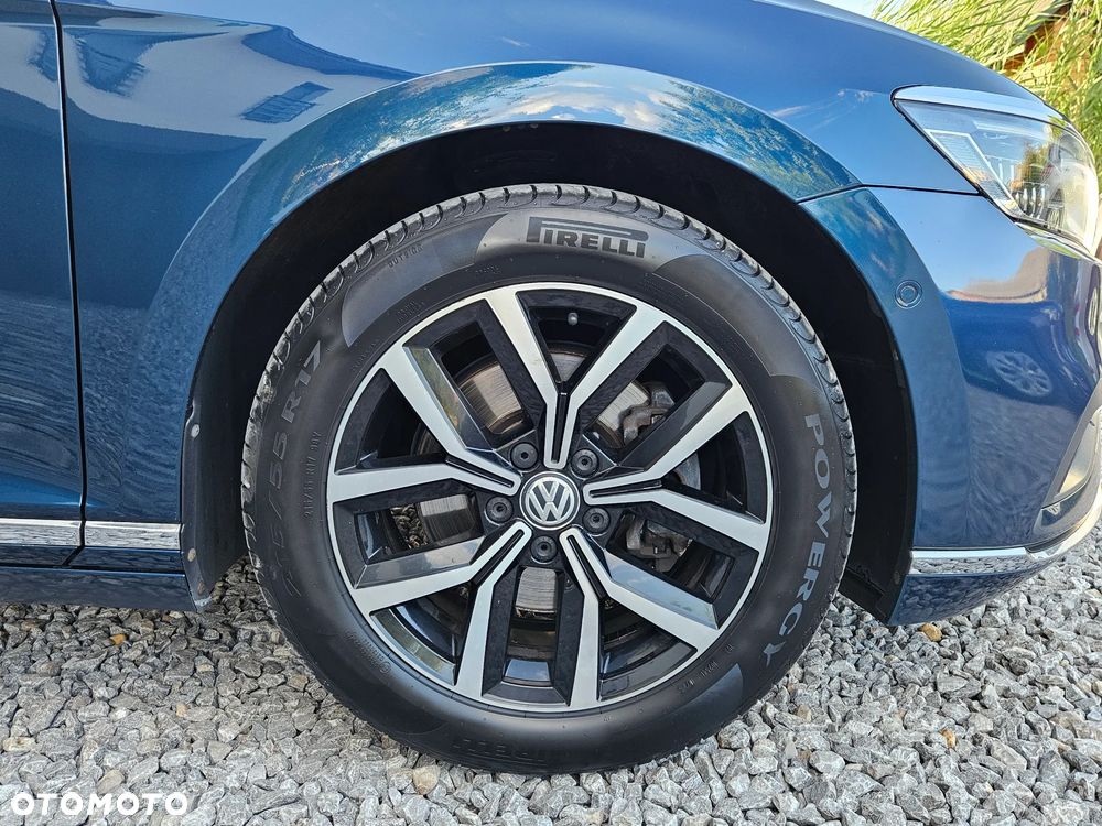 Volkswagen Passat 2.0 TDI EVO Elegance DSG - 38