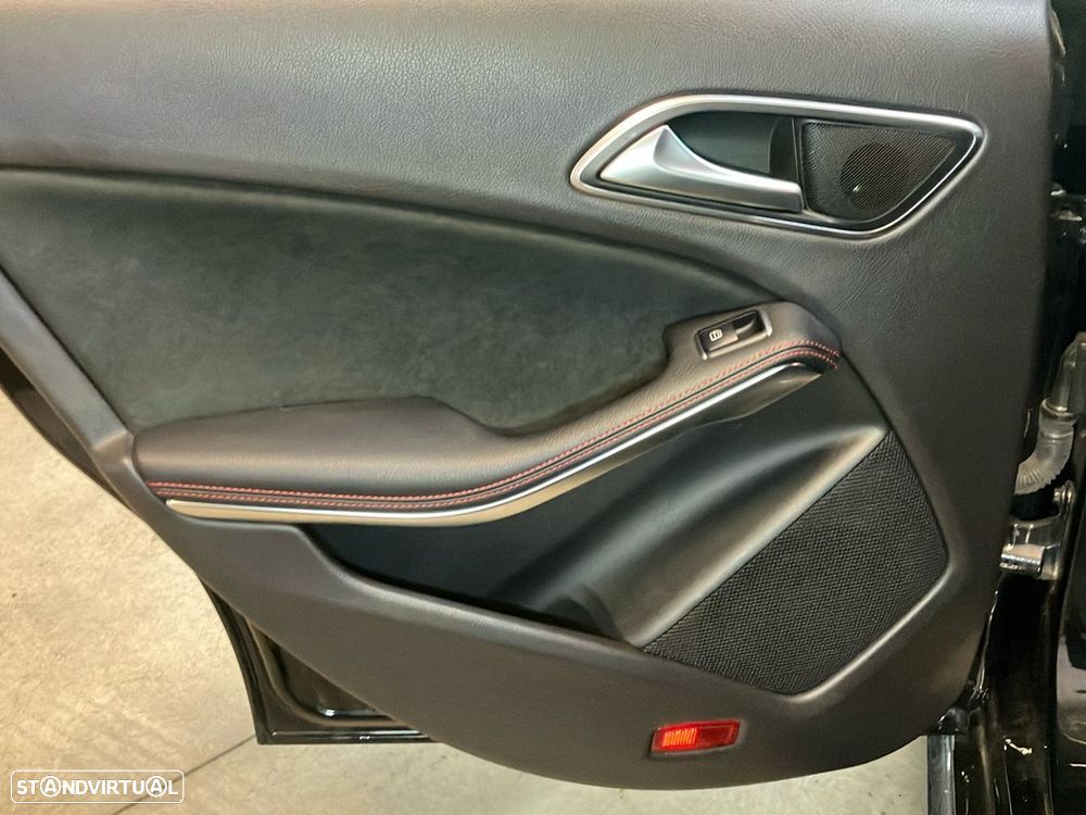 Mercedes-Benz CLA 200 d Shooting Brake AMG Line Aut. - 23