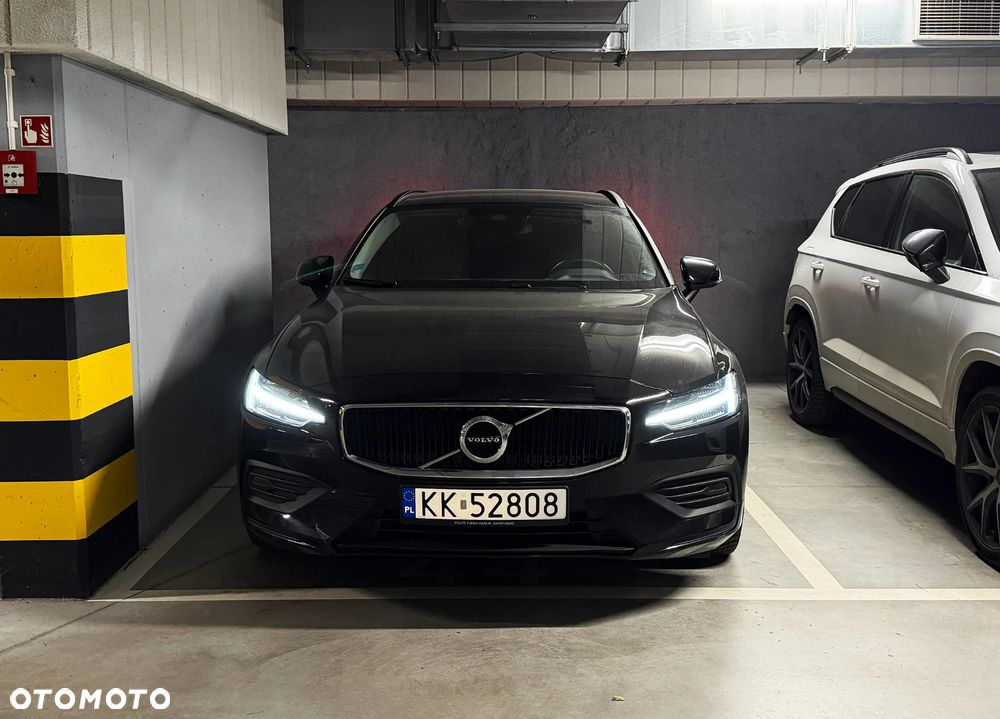 Volvo V60 B4 D Momentum Core - 6