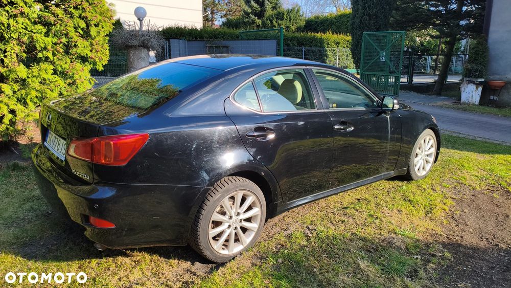 Lexus IS 220 D Elegance - 3