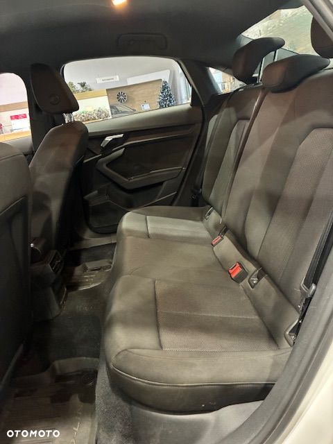 Audi A3 Limousine 35 TFSI mHEV S tronic - 13