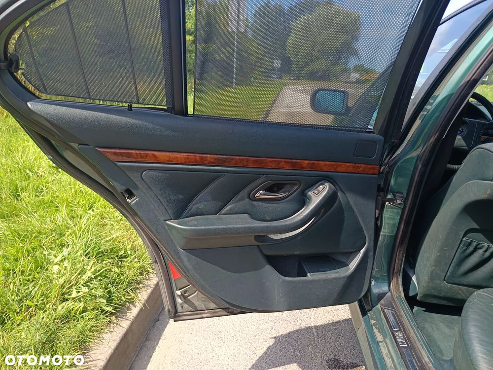BMW Seria 5 - 18