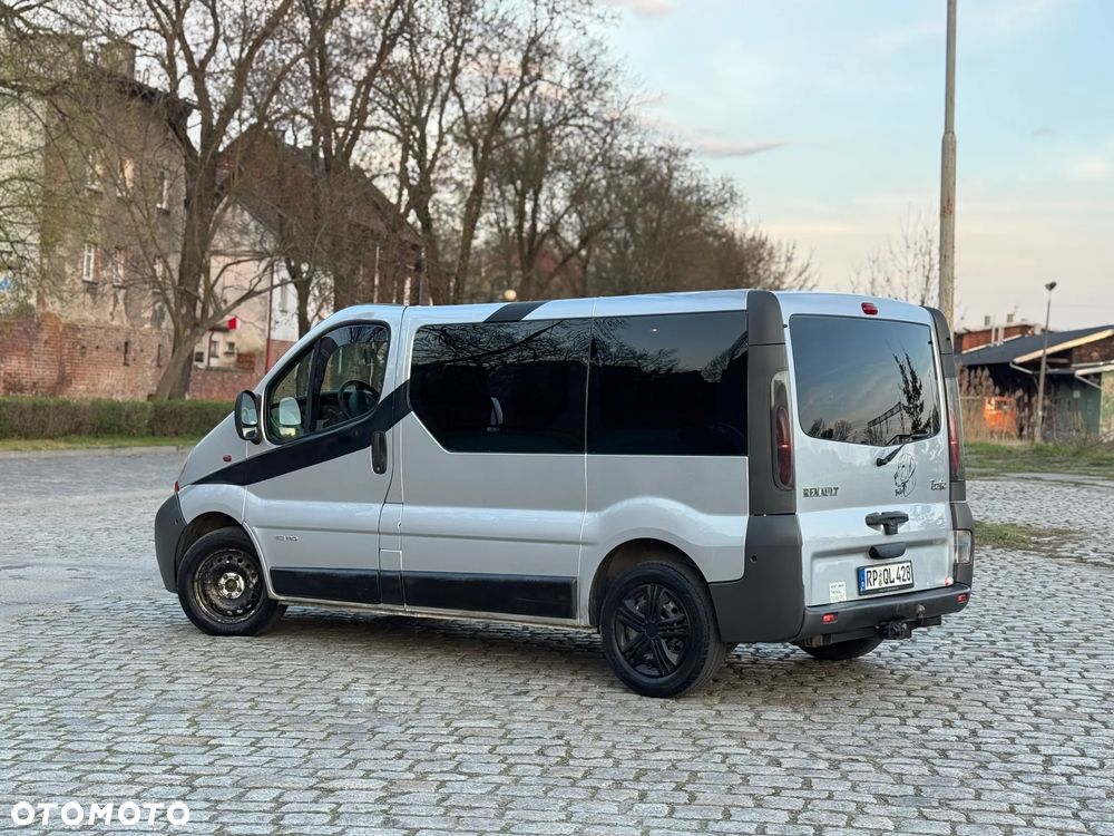Renault Trafic 2.5 DCI 135 KM - 17