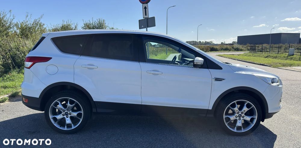 Ford Kuga - 4