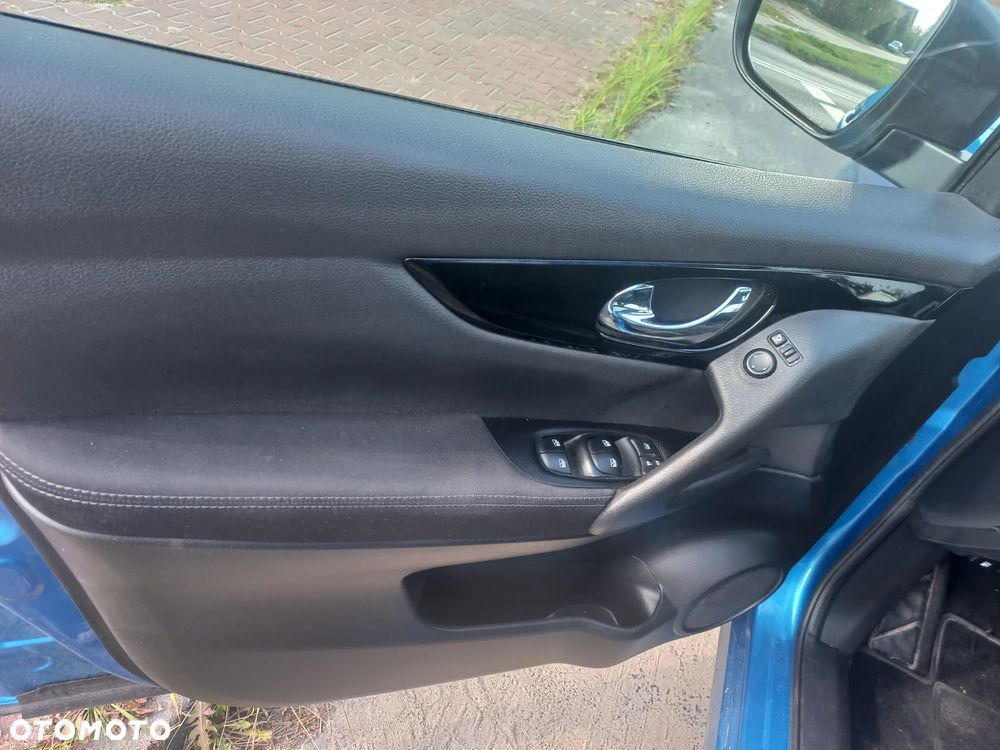 Nissan Qashqai 1.5 dCi DCT TEKNA - 18