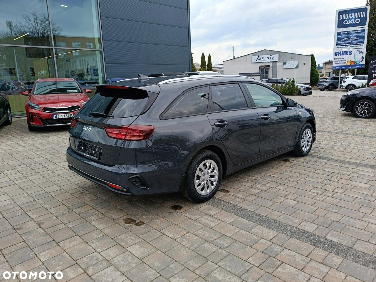 Kia Ceed - 10