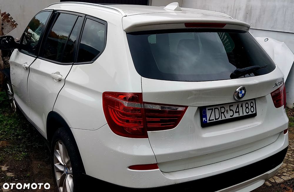 BMW X3 xDrive28i - 2