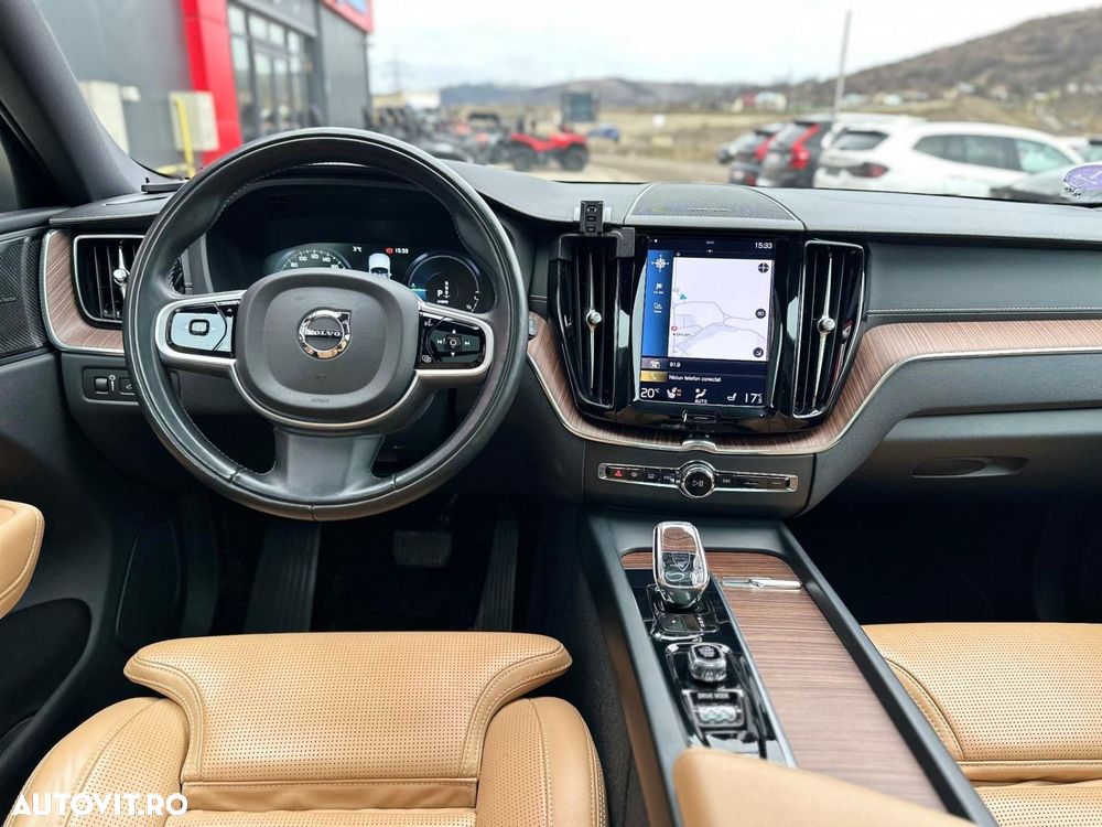 Volvo XC 60 Recharge T8 Twin Engine eAWD Inscription - 27
