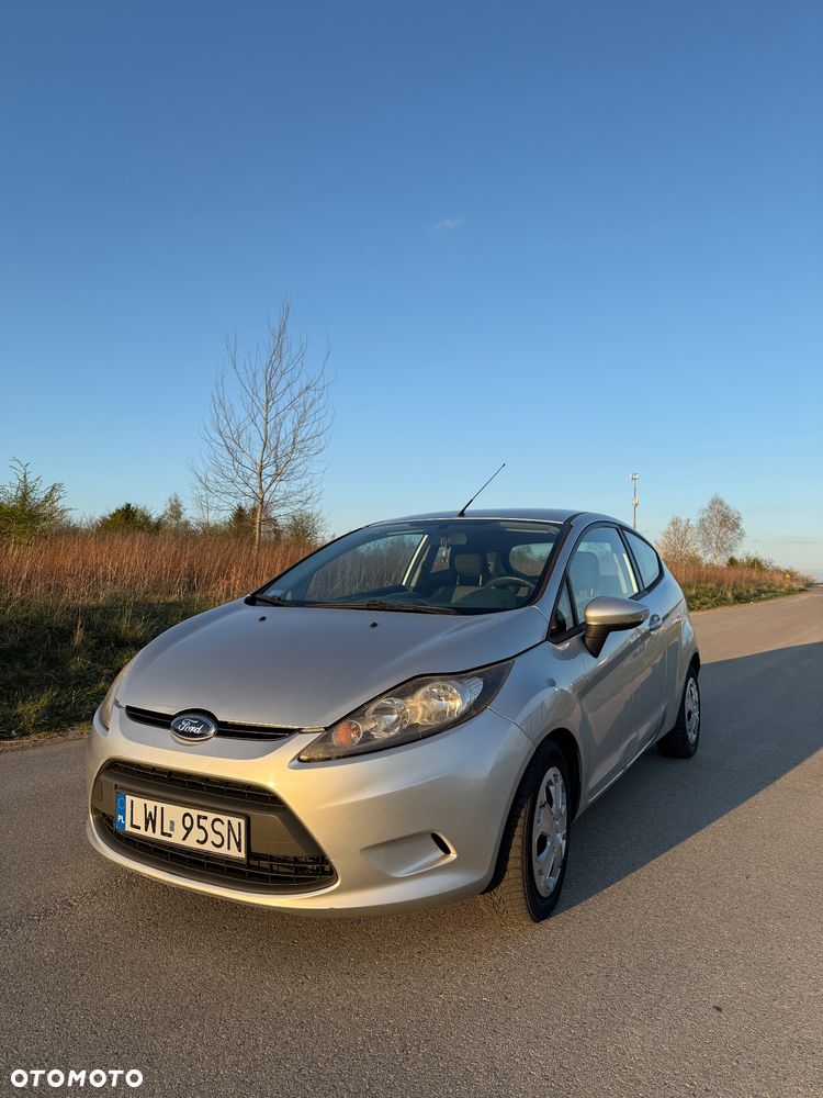 Ford Fiesta - 2
